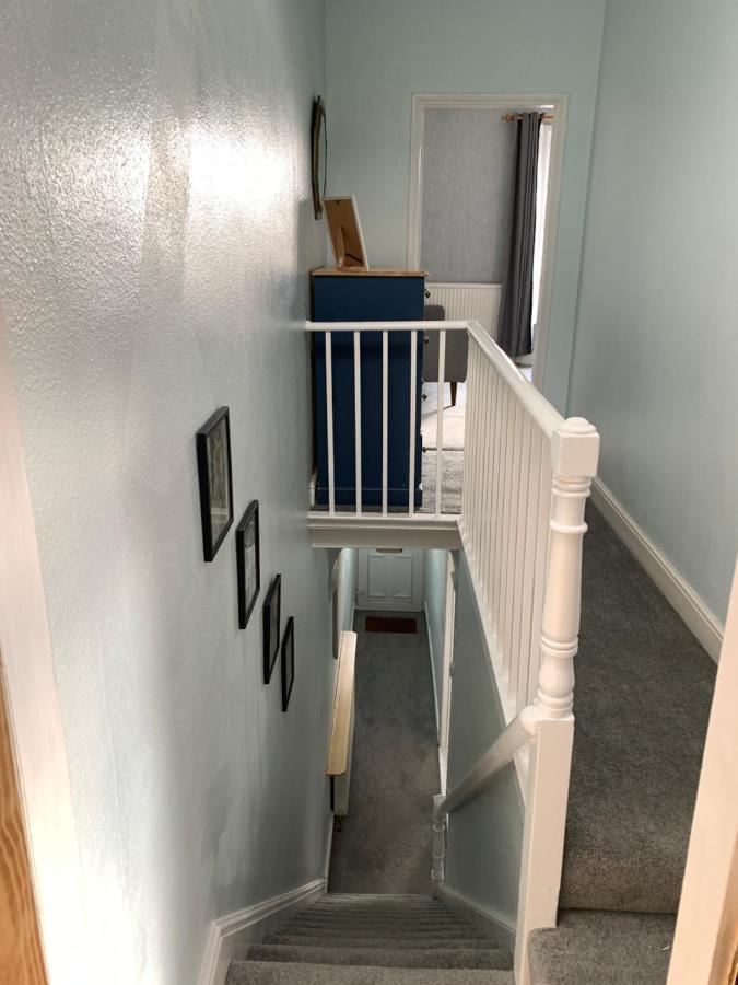 Lovely City Town House With Free Parking Sleeps 2 To 6 Guests York Kültér fotó